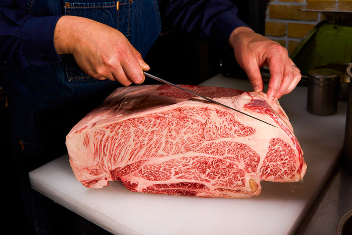 伊勢の焼肉屋 焼肉杏のマスター 中井が厳選したお肉 伊勢の焼肉屋 焼肉杏のマスター 中井が厳選したお肉